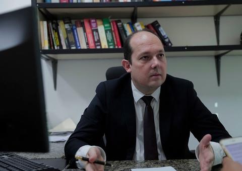 Casal fecha acordo por chamada de vídeo durante mutirão de audiência do TJAM