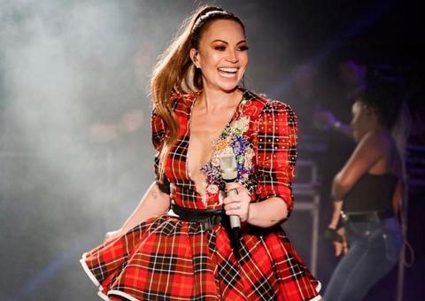 TCE suspende show de Solange Almeida na Festa do Abacaxi no Amazonas 