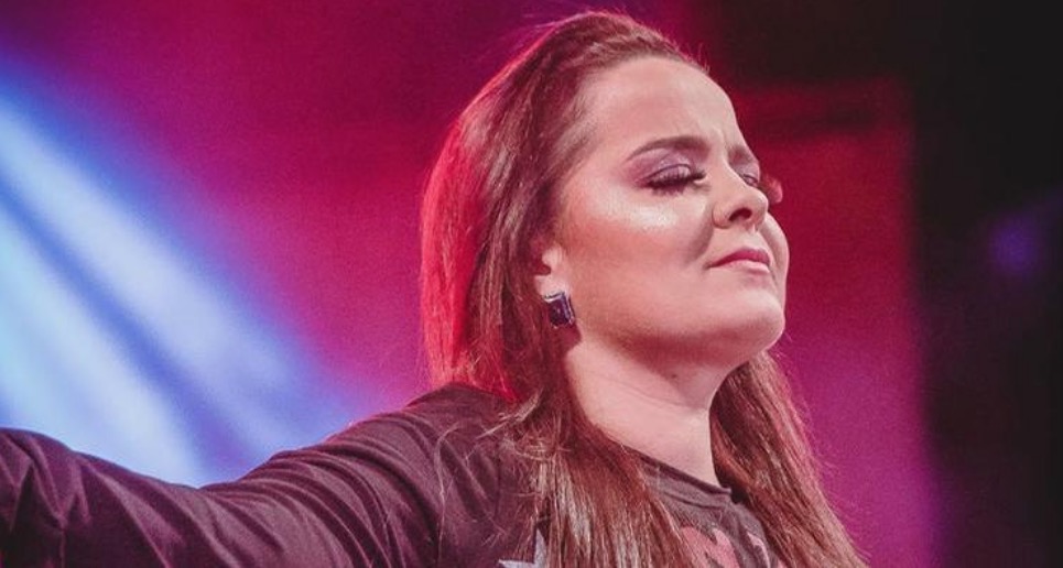 Após fim do namoro, Maiara cai aos prantos em gravação na Globo