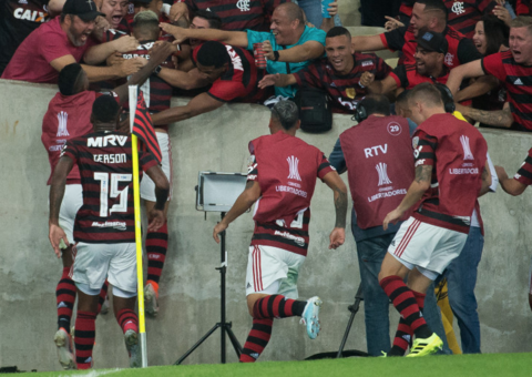 Libertadores: Após sufoco, Flamengo bate Emelec nos pênaltis e garante classificação 