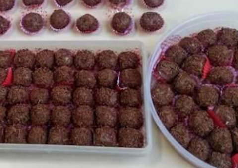   Mulher é presa vendendo brigadeiro de maconha: "Posso te fazer tão feliz’"