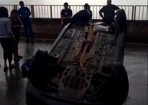 Vídeo mostra acidente grave entre caminhão e carros na Ponte Rio Negro 