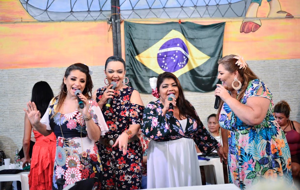 James Rios e Cláudia Trindade participam do lançamento do CD Elas Cantam Samba