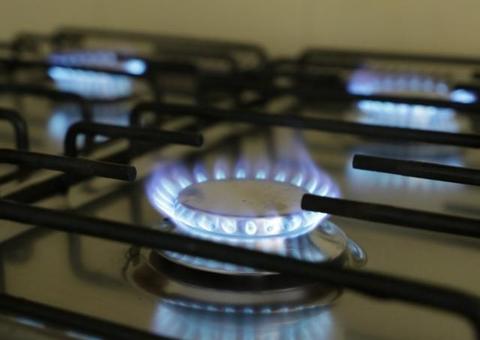 Governo avalia novas medidas para reduzir preço do gás de cozinha