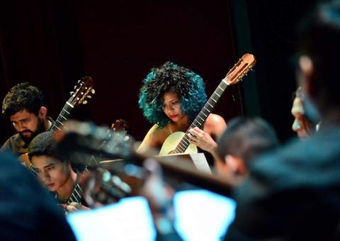 Orquestra de Violões apresenta Mistura Brasileira no Teatro Amazonas