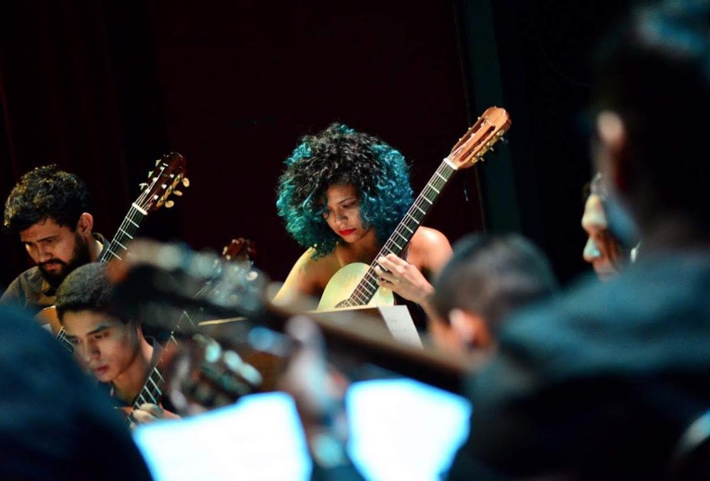 Orquestra de Violões apresenta Mistura Brasileira no Teatro Amazonas