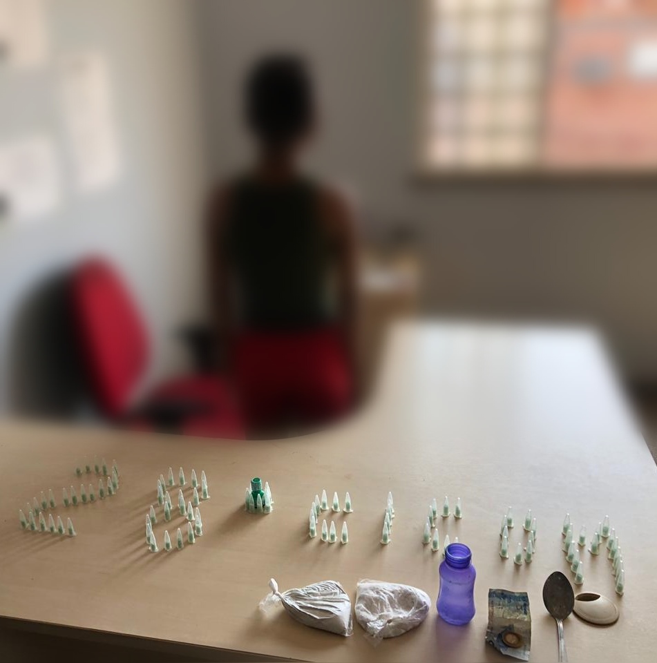 Menina de 12 anos é apreendida com drogas em Manaus 