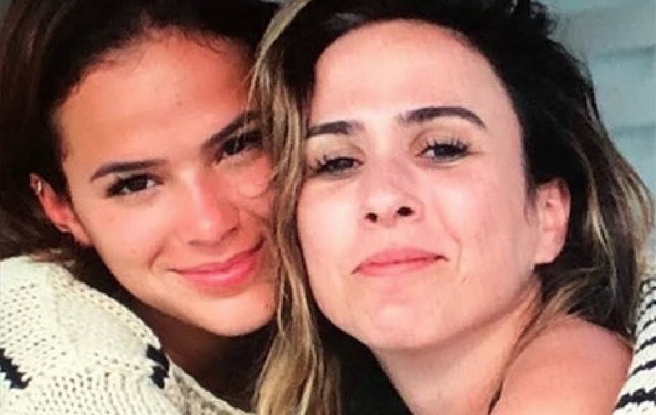Tatá Werneck homenageia Marquezine em aniversário: 'grande amor da minha vida'
