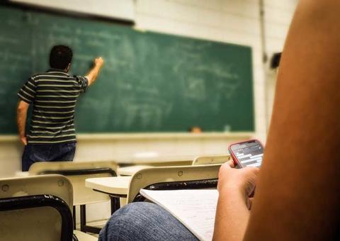 No Amazonas, Justiça mantém condenação por assédio de professor a aluna