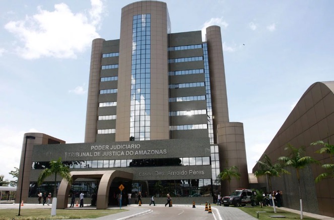 TJAM, prefeitura e entidades assinam acordo que viabiliza regularização fundiária em Manaus