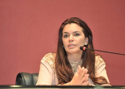 Relatora de CPI fala em alinhamento de preços dos combustíveis, mas não apresenta relatório