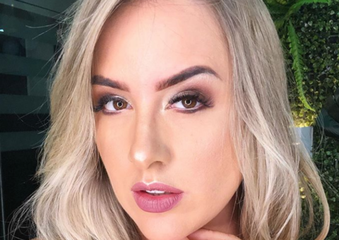 Após recauchutagem no corpo, ex-BBB Patricia faz harmonização facial