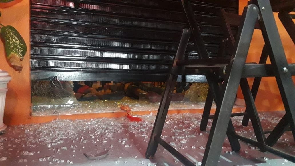 Em Manaus, dupla é morta por justiceiros após tentativa de assalto em restaurante japonês  