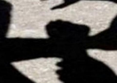 Homem é preso ao agredir esposa na frente de policiais em Manaus 