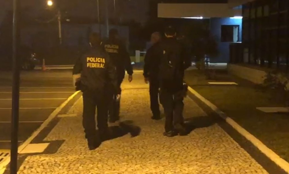 Operação contra núcleo financeiro da facção PCC em 7 estados prende 28 pessoas