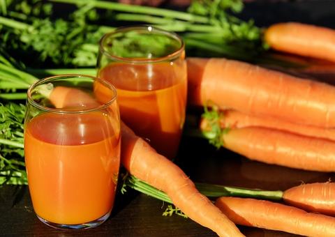 Cenoura reduz colesterol e melhora visão; conheça mais benefícios