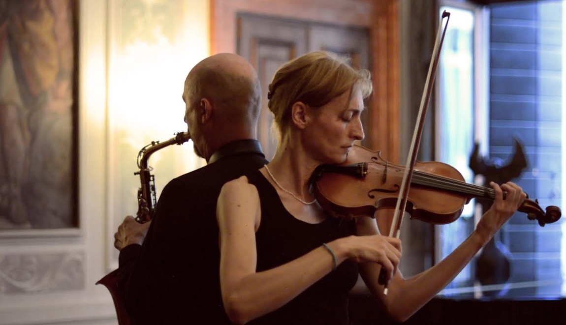 Violinista italiana apresenta concerto com temática sobre preservação da Amazônia