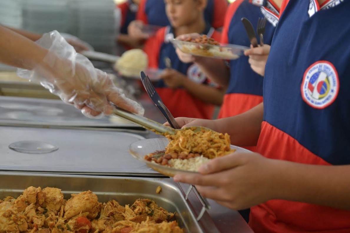 Seduc lança edital de licitação para substituir contratos da merenda escolar no Amazonas