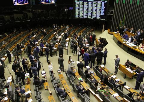 Câmara rejeita todos destaques e aprova reforma da Previdência