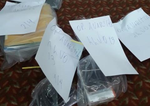 Vereador suspeito de receber propina é flagrado com arma falsa durante operação no Amazonas