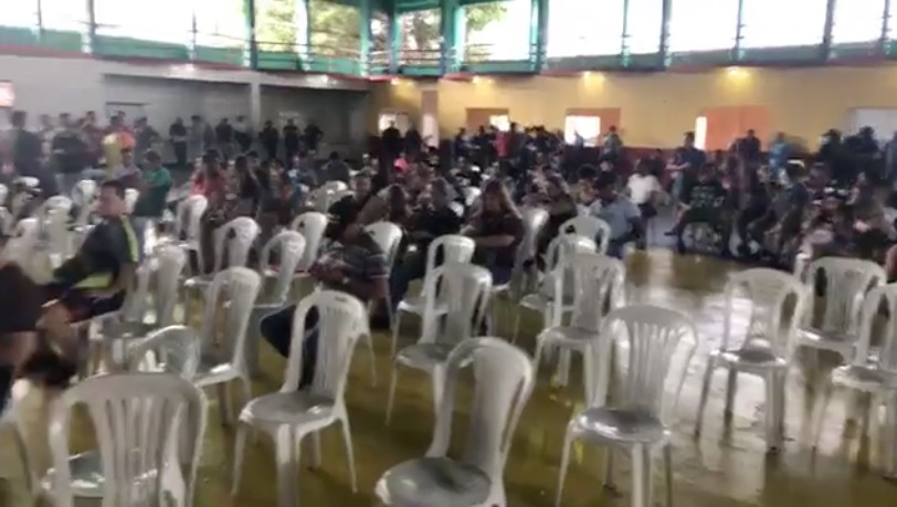 Assembléia geral para decidir greve de policiais ocorre neste momento em Manaus