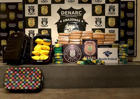 Casal é preso com 51 kg de drogas no Porto da Manaus Moderna