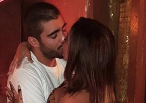 Pai de Anitta entrega que Pedro Scooby pediu Anitta em casamento