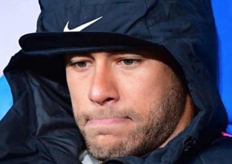 Torcedor francês agredido por Neymar decide registrar queixa 