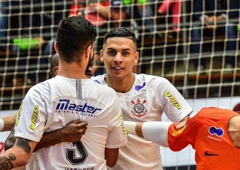 Jogador de futsal do Corinthians é assassinado a tiros na saída de boate