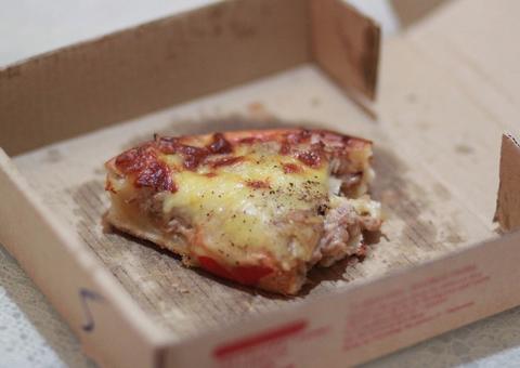 Projeto de Lei proíbe uso de papelão em caixas de pizzas em Manaus 