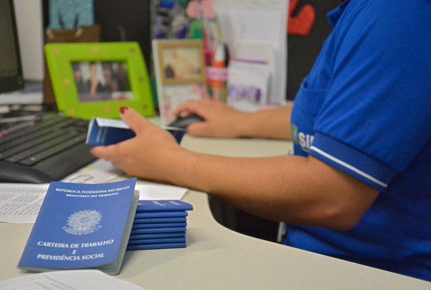 De barman a motorista, Sine seleciona para 30 vagas de emprego nesta terça em Manaus