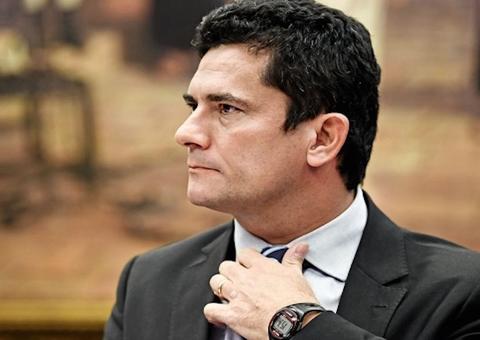 Juiz nega liberdade a acusado de hackear autoridades