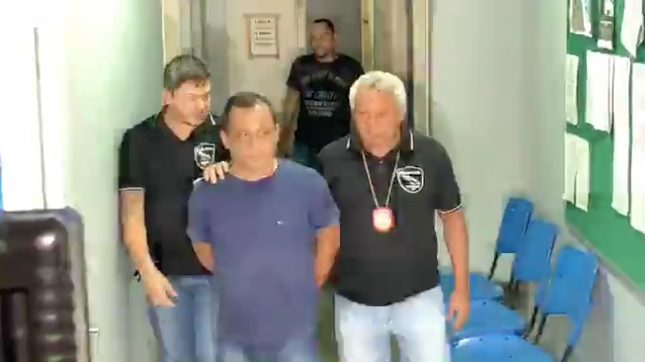 Homem suspeito de matar esposa a facadas é preso em Manaus 