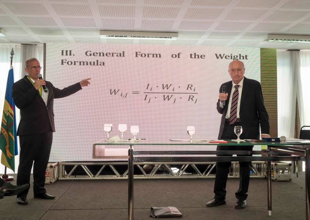 Jurista alemão reúne 1,4 mil pessoas em conferência internacional em Manaus