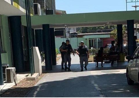 Estudante de medicina entra armado na UEA e ameaça professor