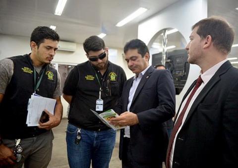 Posto de atendimento da Amazonas Energia é multado por não cumprir a Lei das Filas