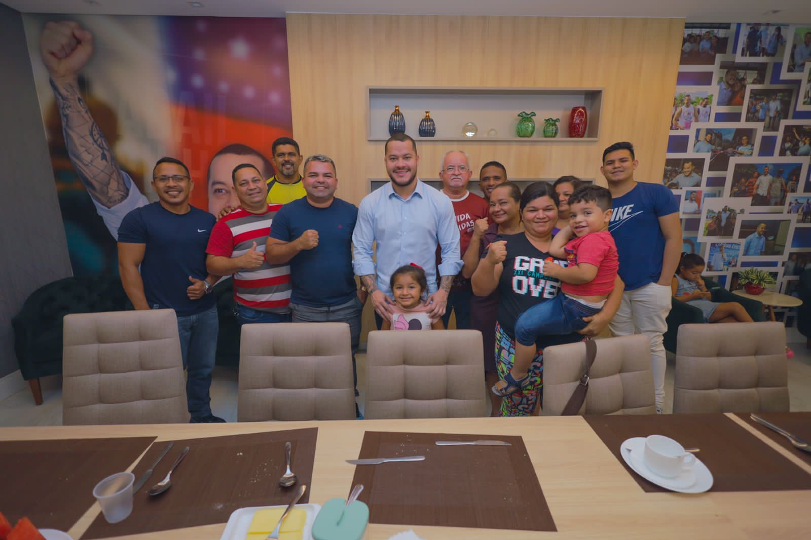 Adail filho se reúne com lideranças eclesiásticas em Manaus