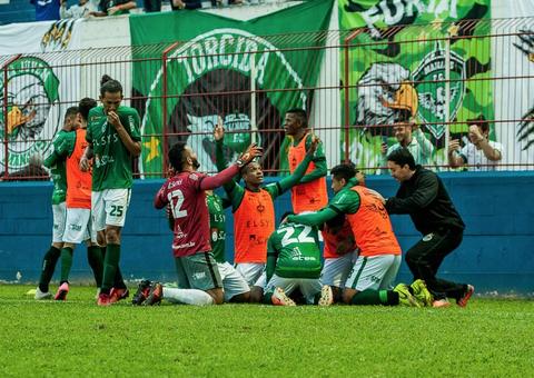 Juíza considera ‘nefasta’ ação do MP contra venda de ingressos para Manaus e Brusque