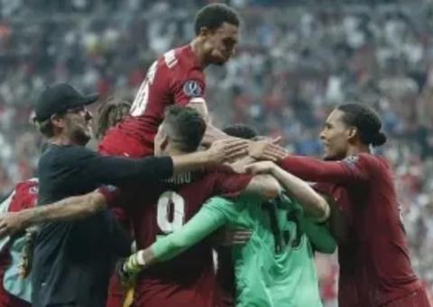 Liverpool bate Chelsea nos pênaltis e fatura Supercopa da Europa pela 4ª vez