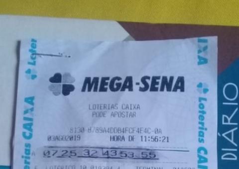 Mulher tenta tirar prêmio da Mega-Sena com bilhete falso e é detida