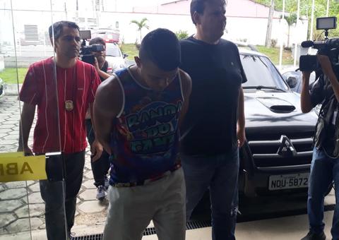 Ex-jogador do Nacional, Delciney é preso após fazer família refém durante assalto em Manaus