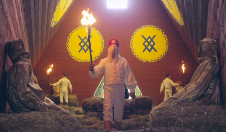 Terror Midsommar – O Mal Não Espera a Noite ganha trailer perturbador; assista