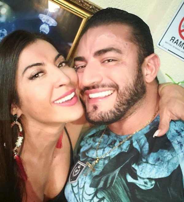 Ex-bbb Priscila Pires quer que filhos tenham nome do padrasto e pai reclama
