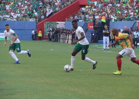 Brusque sai na frente e Manaus busca o empate na Arena da Amazônia