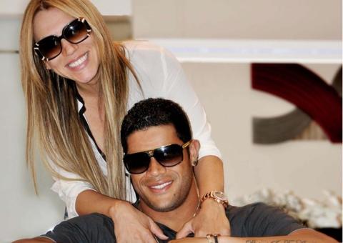 Jogador Hulk se separa às vésperas de oficializar união