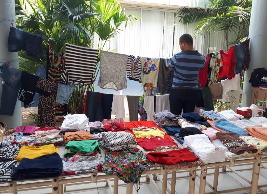 Campanha 'Varal Solidário' arrecada donativos para pessoas com deficiência em Manaus