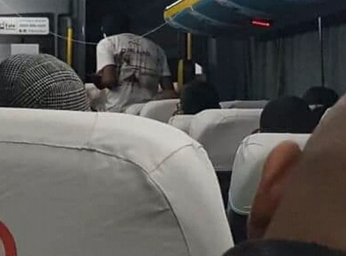 Sequestro de ônibus encerra com suspeito morto por sniper na Ponte Rio-Niterói