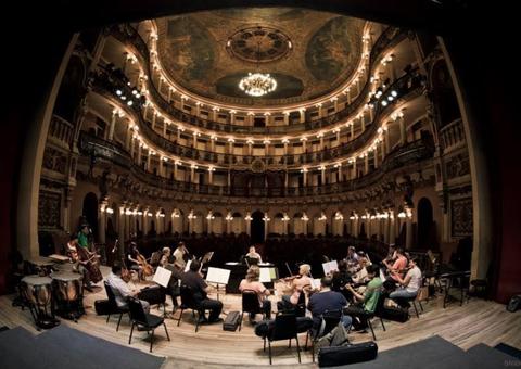 Orquestra de Câmara apresenta 'Introdução e Allegro' no Teatro Amazonas