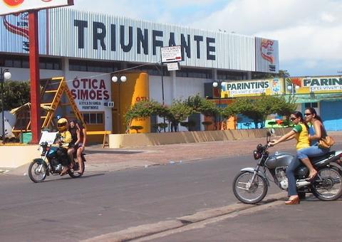 No Amazonas, UEA e tribunal de contas fazem parceria no combate a lixeiras 