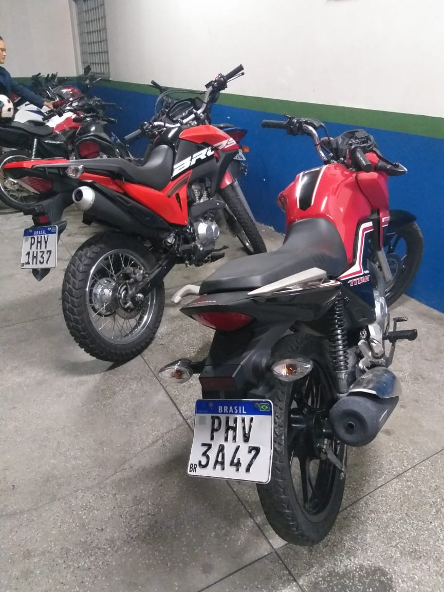 Polícia encontra prédio usado para desmanche de veículos em Manaus 